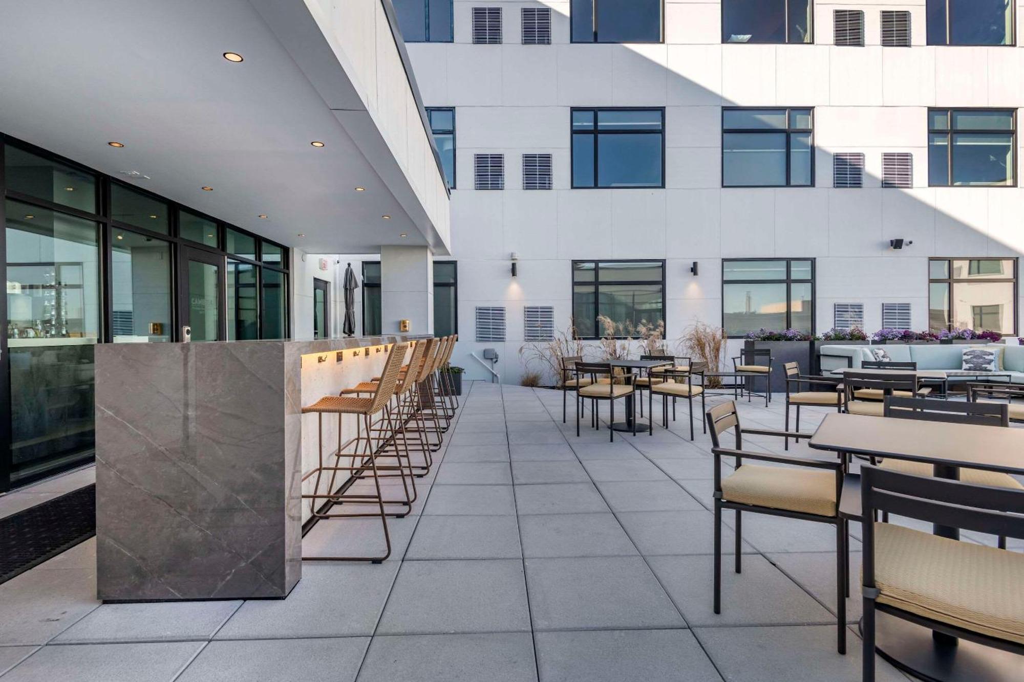 Cambria Hotel Portland Downtown Old Port 外观 照片