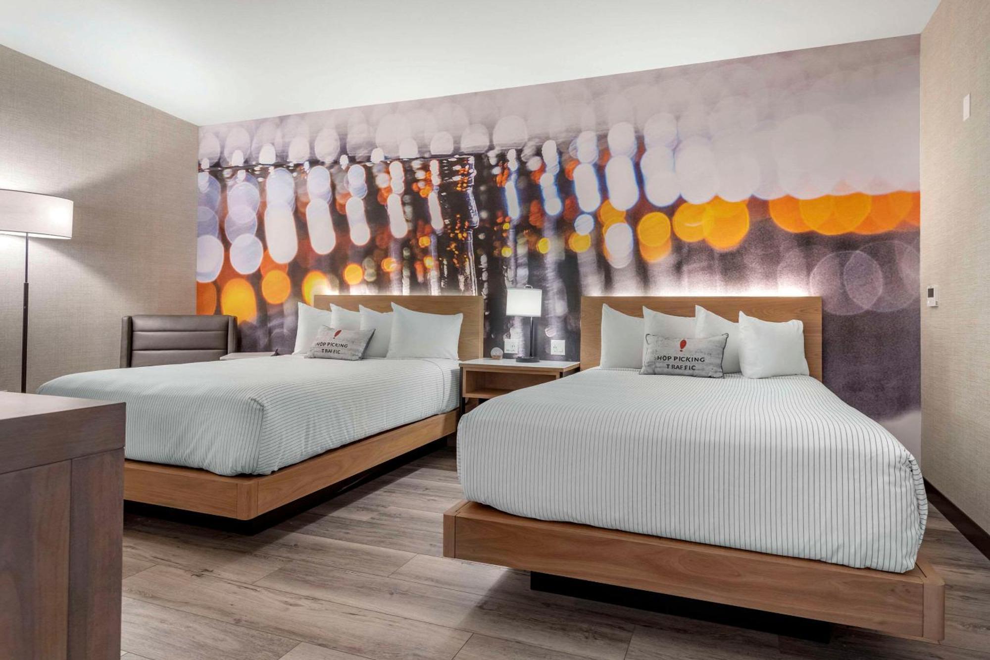 Cambria Hotel Portland Downtown Old Port 外观 照片