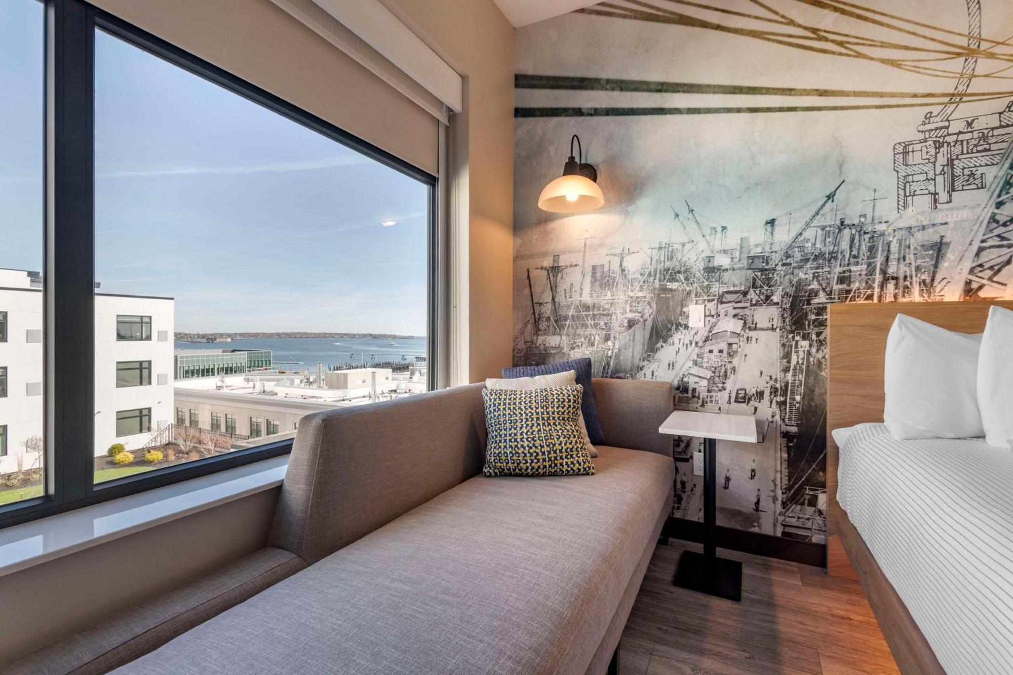 Cambria Hotel Portland Downtown Old Port 外观 照片