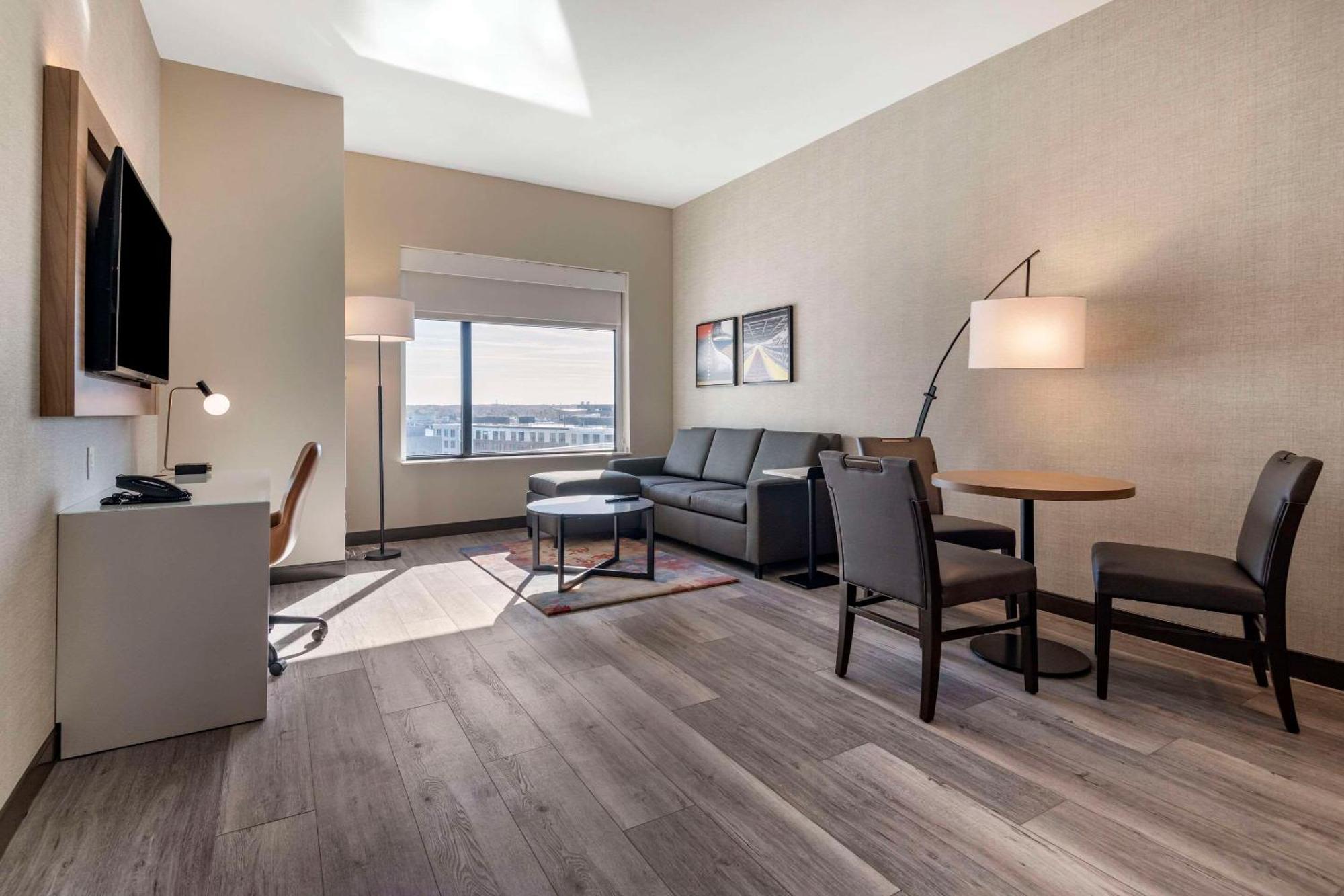 Cambria Hotel Portland Downtown Old Port 外观 照片