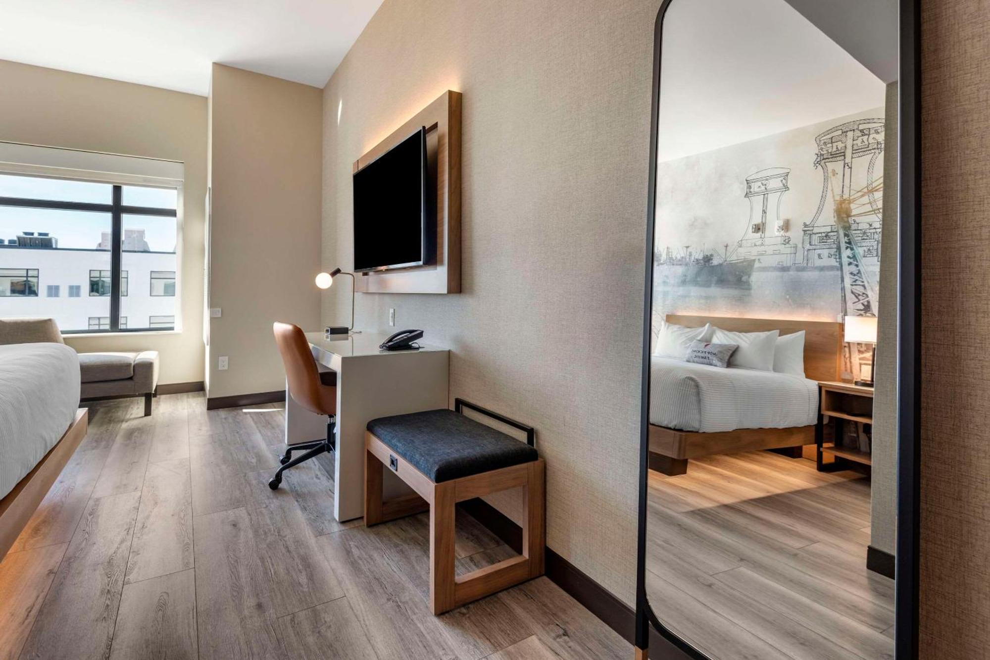 Cambria Hotel Portland Downtown Old Port 外观 照片